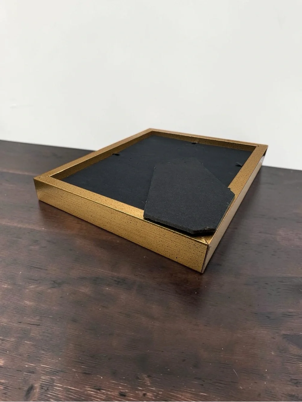 Vintage 90s Metal 5x7 Picture Frame w/ Beige Green Gold Tone Floral Boho Leaves